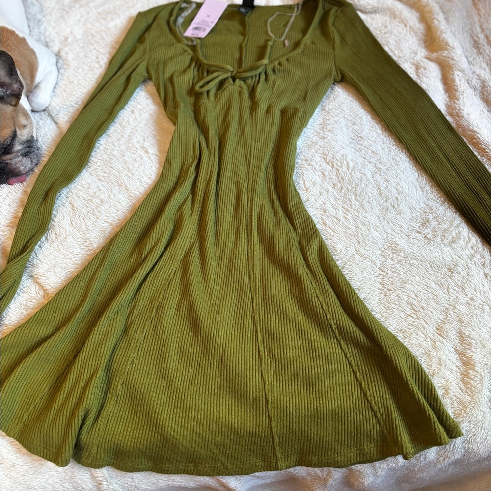 Elegant Olive Green Ribbed Dress